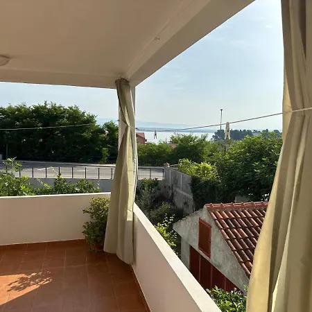 Apartment Mrgic Preko