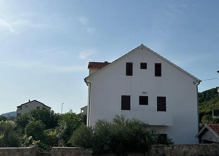 Mrgic Апартаменты *